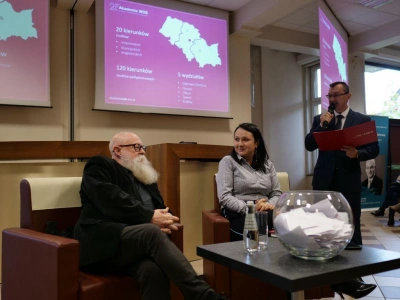 ilustracja aktualności: Profesor Jerzy Bralczyk gościem Akademii WSB