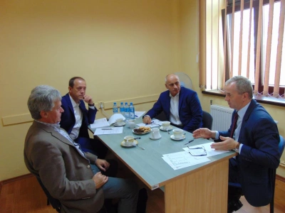 ilustracja aktualności: Spotkanie diagnozujące potrzeby lokalnego rynku pracy związanego z kształceniem na Wydziale Zamiejscowym w Żywcu Wyższej Szkoły Biznesu w  Dąbrowe Górniczej