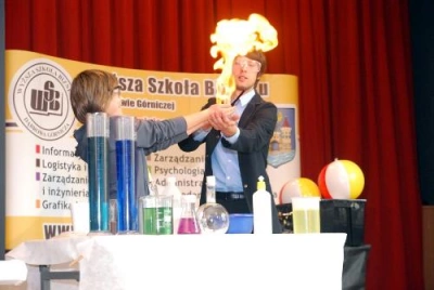 ilustracja aktualności: Inauguracja pierwszego roku akademickiego 2011/2012 Cieszyńskiego Uniwersytetu Dzieci