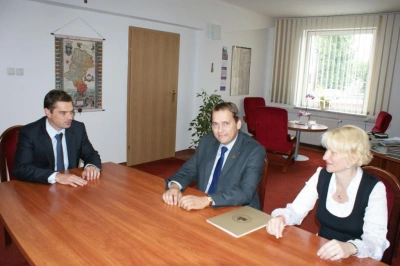 ilustracja aktualności: Starosta Cieszyński wspiera działania WSB