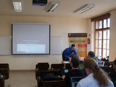 ilustracja aktualności: Przedsiębiorczy Informatyk w Wydziale Zamiejscowym w Cieszynie