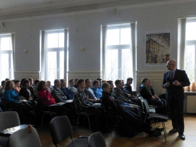 ilustracja aktualności: Akademia Nauki WSB