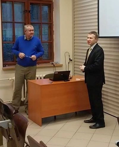 ilustracja aktualności: Nasi Studenci spotkali się z praktykiem