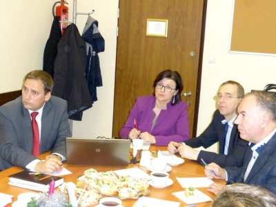 ilustracja aktualności: Spotkanie zespołu eksperckiego w ramach projektu „Praktyczny program kształcenia kadr rozwijających gospodarkę niskoemisyjną na pograniczu”