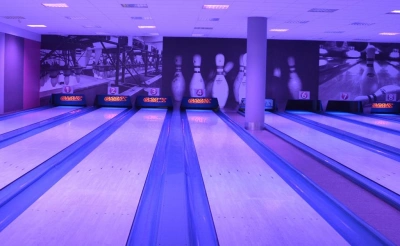 ilustracja aktualności: UTW AWSB & SAS Dąbrowiacy razem ruszają na kręgle! 