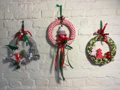 ilustracja aktualności: Warsztaty tworzenia wiank&oacute;w bożonarodzeniowych! 