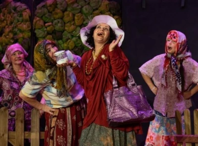 ilustracja aktualności: Zostań AKTOREM w spektaklu "Poczt&oacute;wki świąteczne" i "Gry Podw&oacute;rkowe"