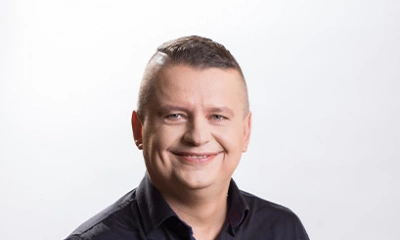 ilustracja aktualności: Dr hab. Robert Socha, prof. AWSB dla Wirtualnej Polski