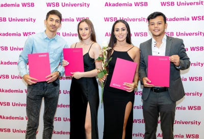 ilustracja aktualności: Pierwsza międzynarodowa gala wręczenia dyplomów! 