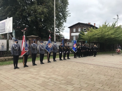 ilustracja aktualności: Uroczystości upamiętniające pomordowanych policjantów Zagłębia Dąbrowskiego - ofiar NKWD