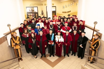 ilustracja aktualności: Doktorat Honoris Causa Akademii WSB dla prof. dra hab. inż. Michała Kleibera, dra h.c. multi 