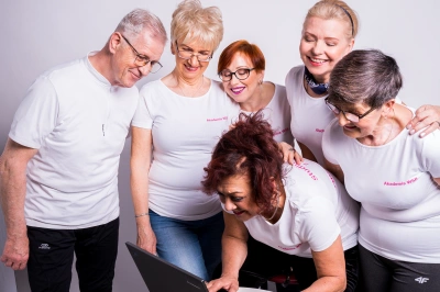 ilustracja aktualności: "Seniorzy na Facebook'u"