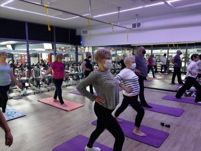 ilustracja aktualności: Świat oczami naukowc&oacute;w- Fizjoterapia -zajęcia z jogi