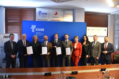 ilustracja aktualności: Wykorzystanie VR do kształcenia w technikach i szkołach branżowych – podpisanie umowy o współpracy 