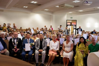 ilustracja aktualności: Zakończenie Roku Uniwersytetu Trzeciego Wieku Akademii WSB w Dąbrowie Górniczej